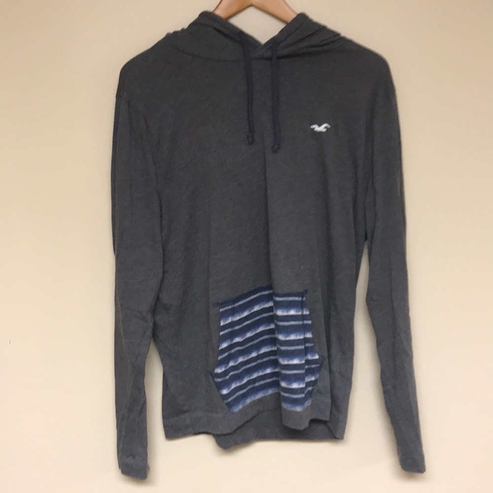 Hollister men’s light pullover hoodie
